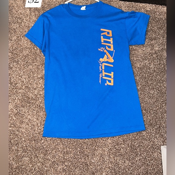 Rip lip. Women’s t shirt. - Picture 1 of 2